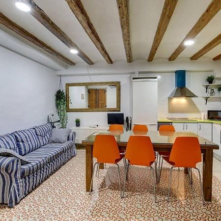7 Pax Montserrat Ramblas Barcelona Exterior foto