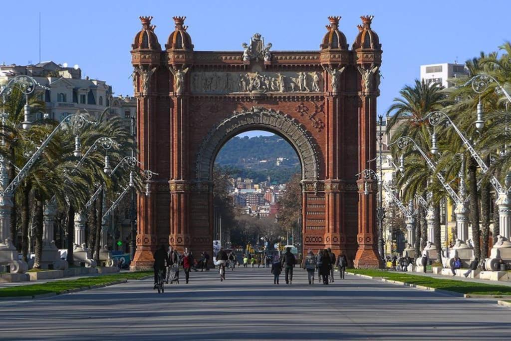 7 Pax Montserrat Ramblas Barcelona Exterior foto