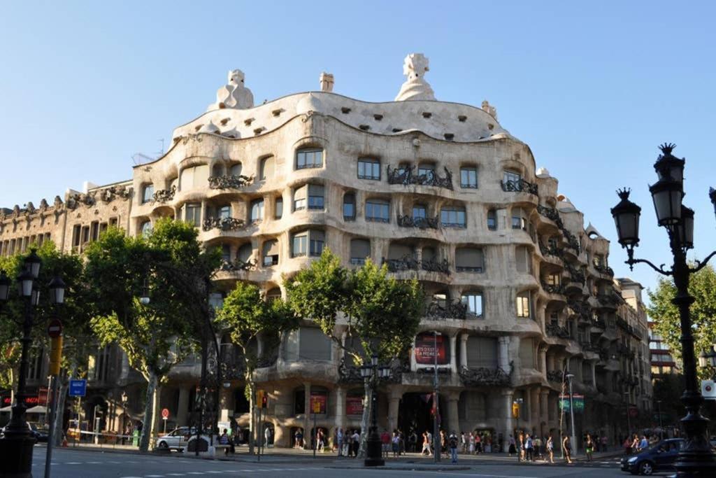 7 Pax Montserrat Ramblas Barcelona Exterior foto