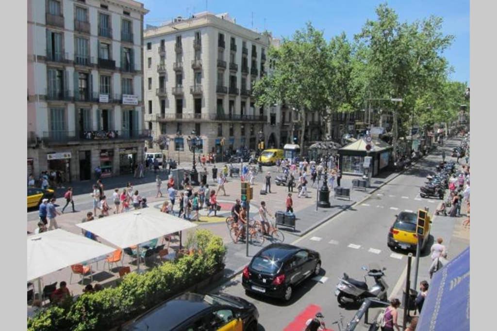7 Pax Montserrat Ramblas Barcelona Exterior foto